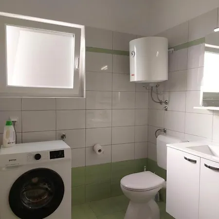 Apartment Karlo, Pula